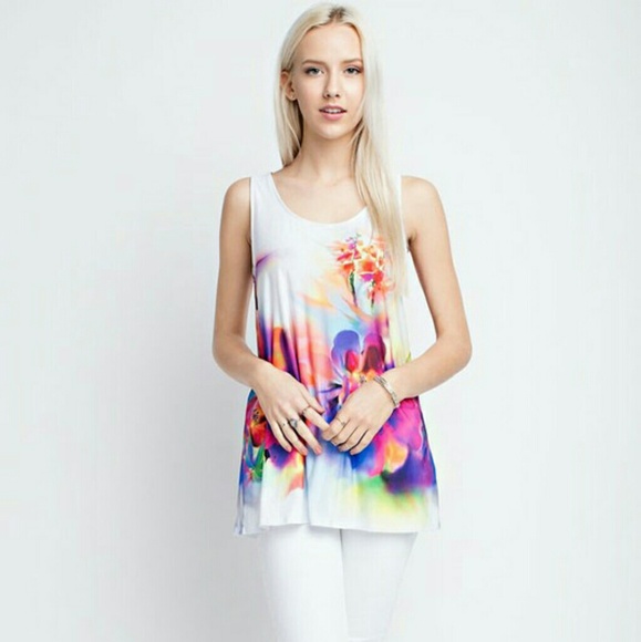 SALE Watercolor Top - Picture 2 of 4