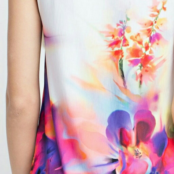 SALE Watercolor Top - Picture 4 of 4