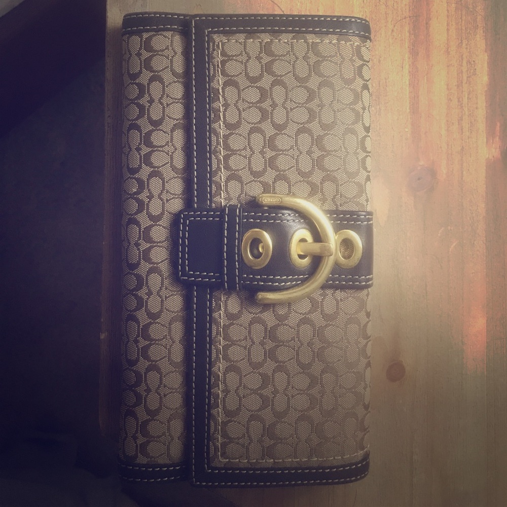 Authentic COACH wallet