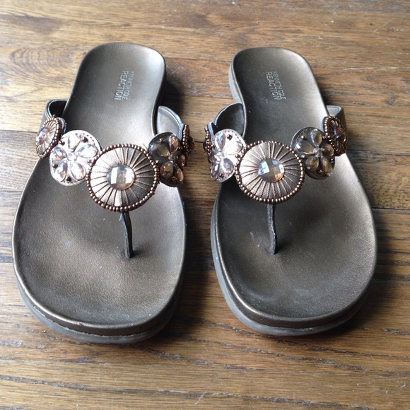 kenneth cole reaction beaded flip flops