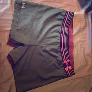 Under Armour shorts size small