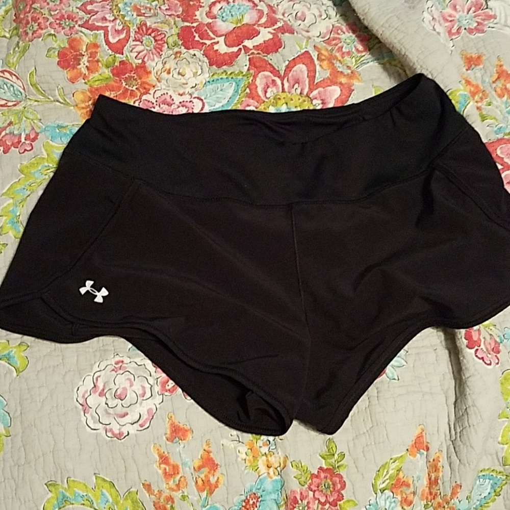 Under Armour size small heat gear shorts