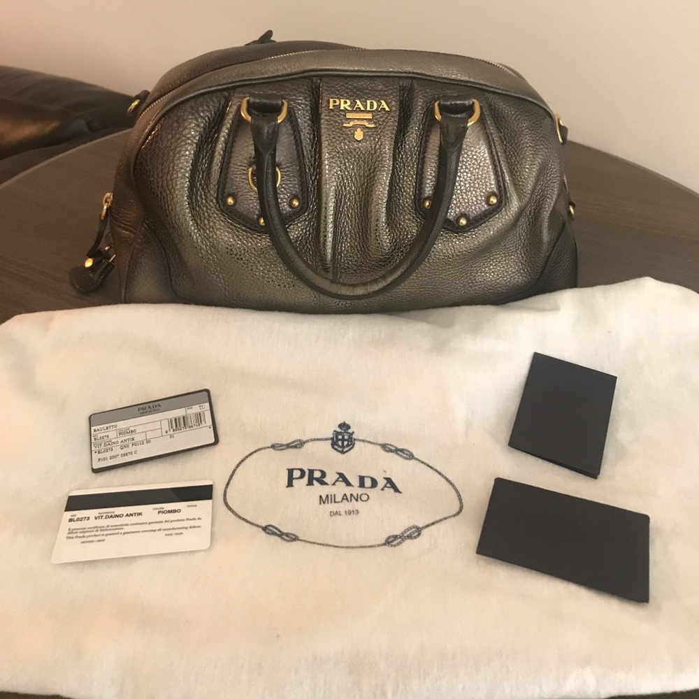 Authentic Prada Vitello Daino Antik Shoulder Bag