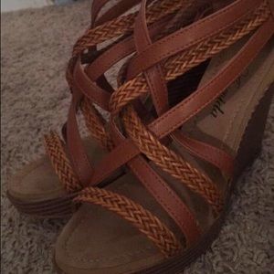Womens Brown wedges- perfect for summer!