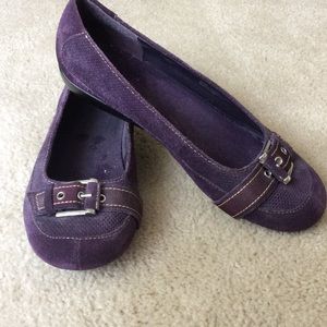 Aerosoles Purple Suede Flat W/Buckle Detail