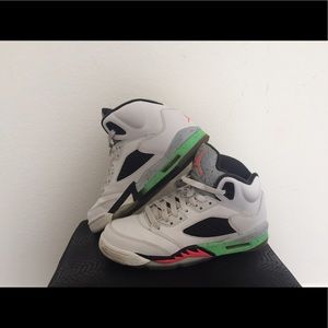 AIR JORDAN 5 RETRO