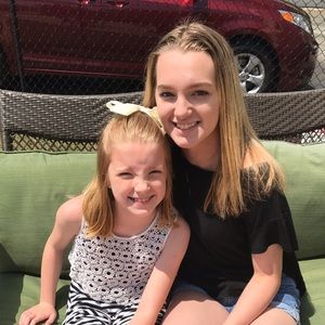 Meet your Posher, Addison