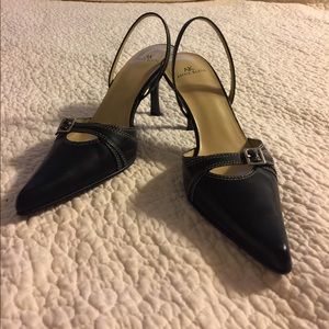 Anne Klein Black Leather Heels Sz 6 1/5
