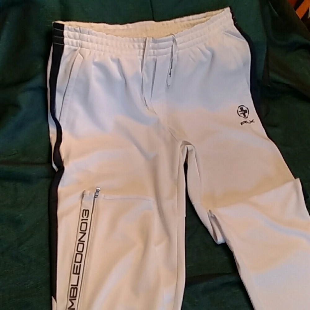 Athletic pants
