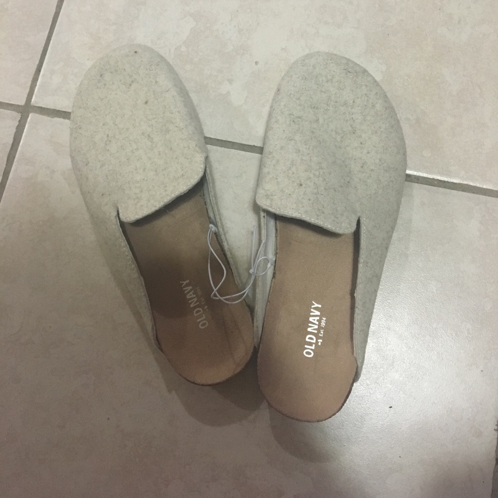 Old navy slip on slippers! Soooo cute for spring!!