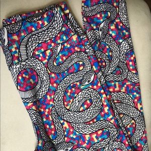 LuLaRoe Snake Leggings