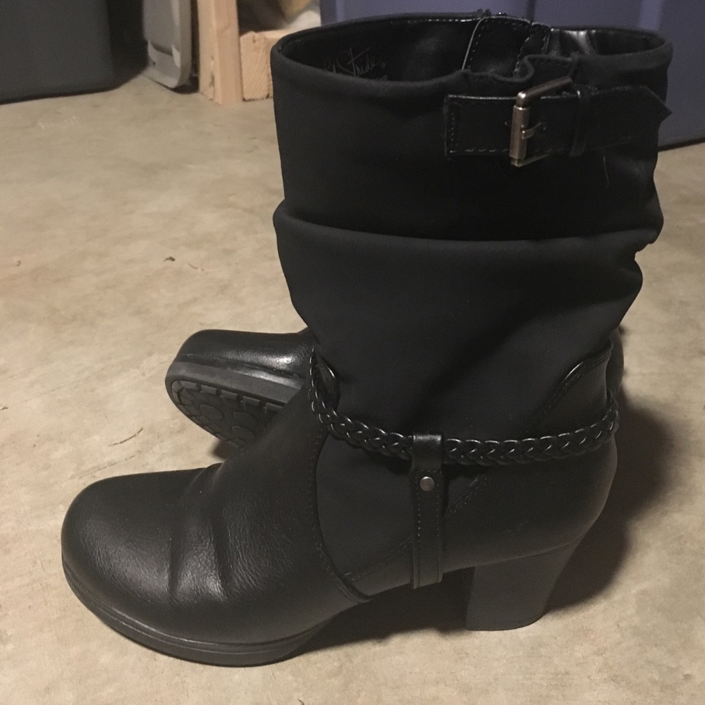 Cute boots!