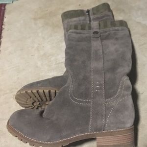 Taupe gray faux suede boots