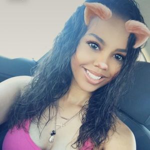 Meet your Posher, Tiffany