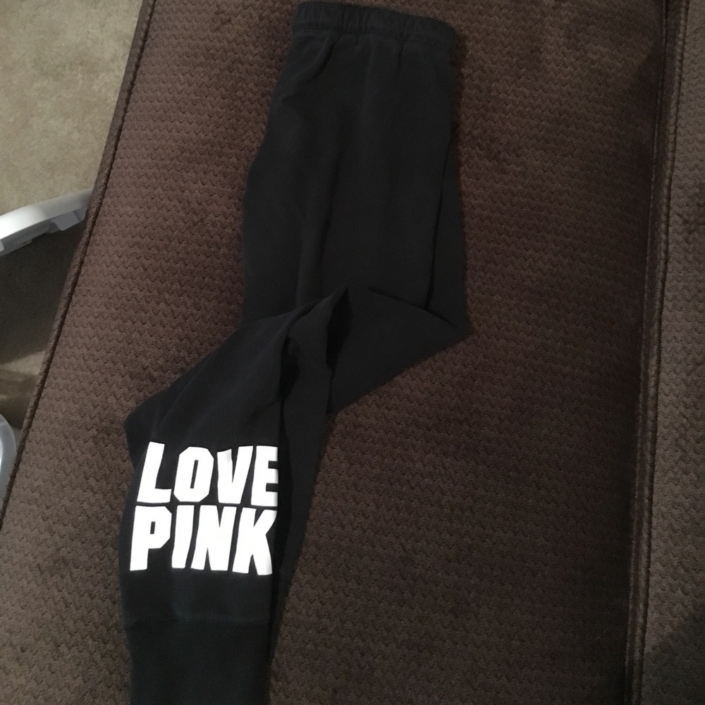 VS pink Capri lounge pants