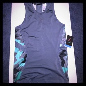 New Jordan training men's dri fit tank size large