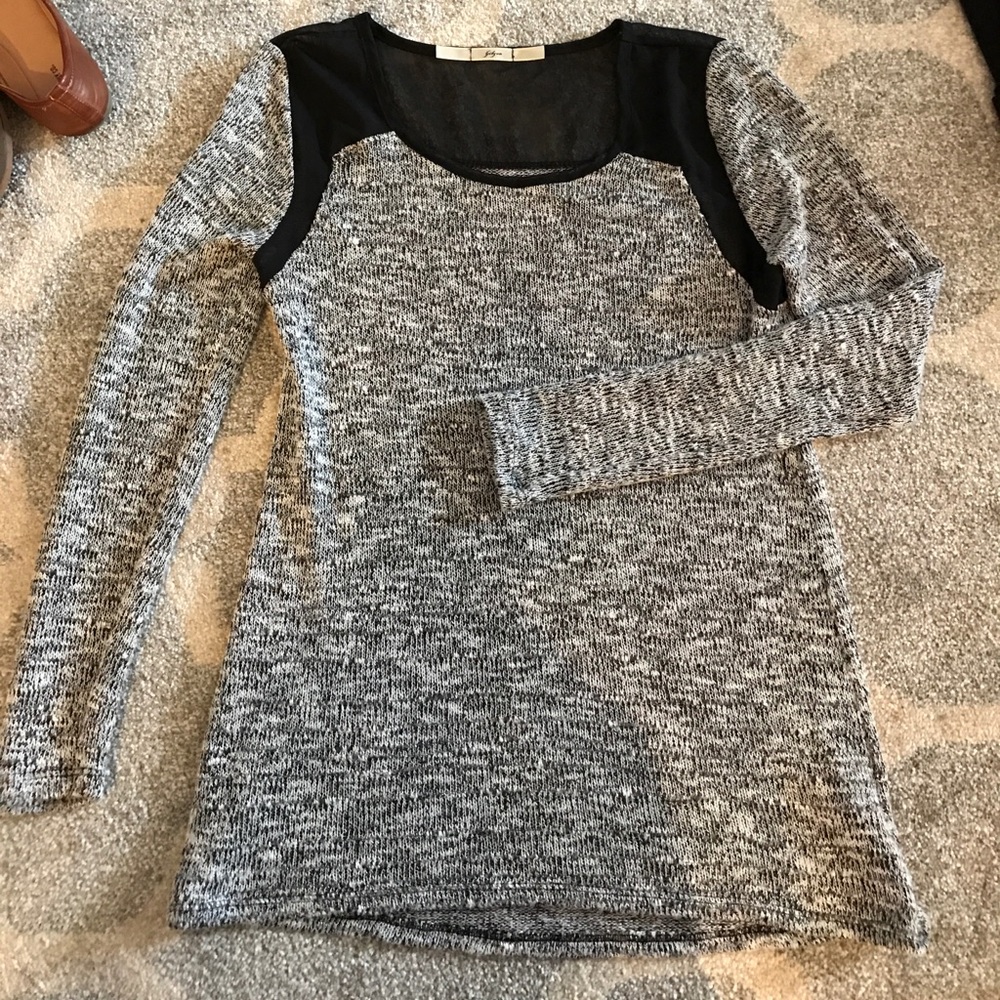 Grey sweater with black detail
