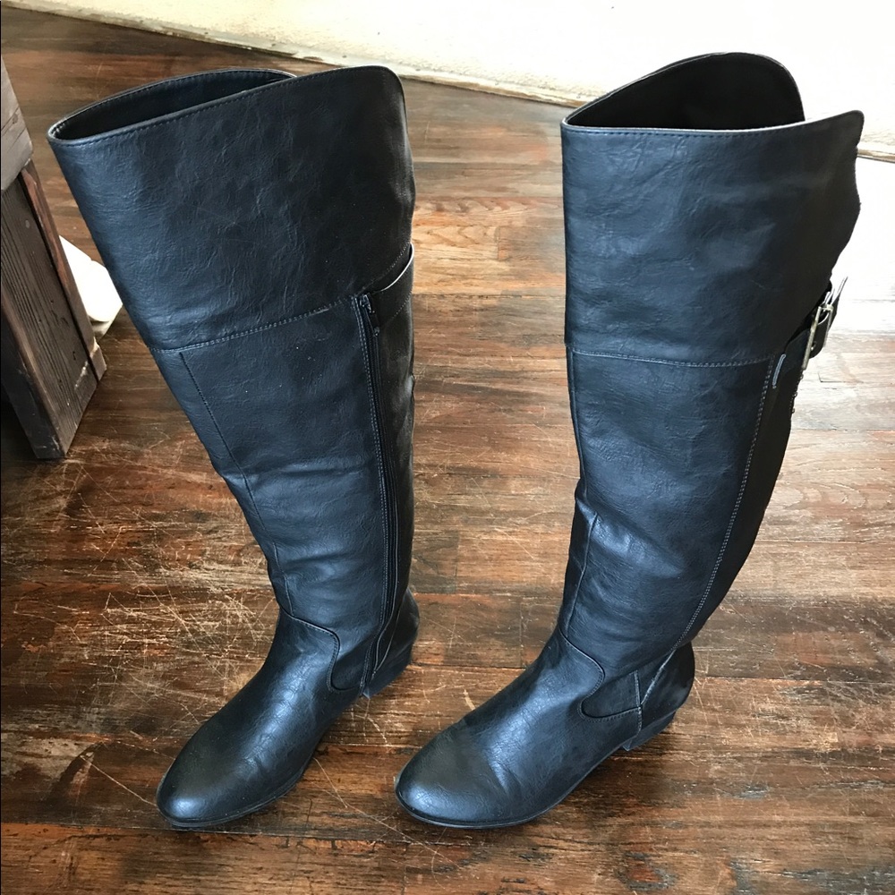 Black boots NWOT