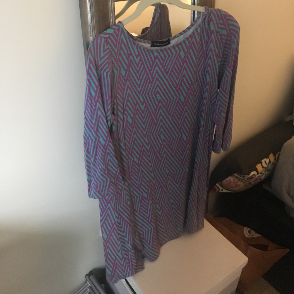 Hourglass Lilly 3/4 sleeve dress