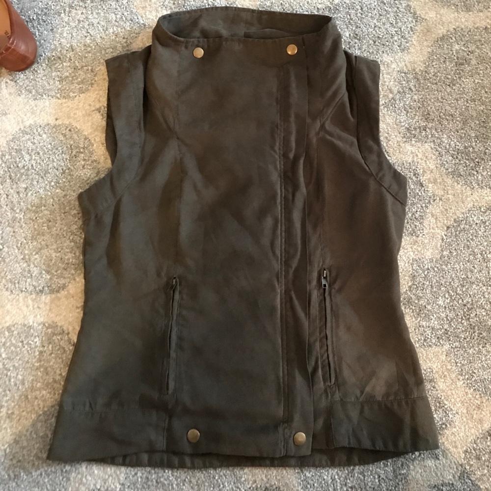 Green vest