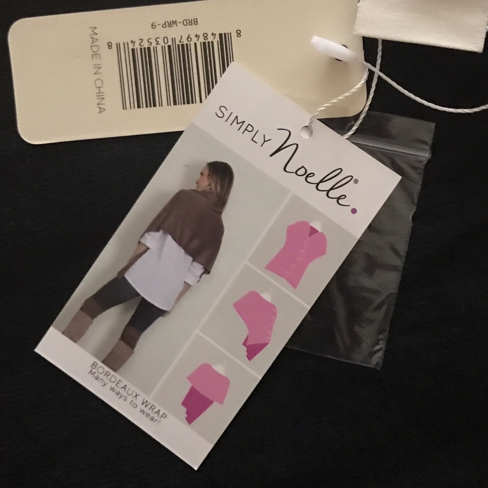Simply Noelle Bordeaux Wrap
