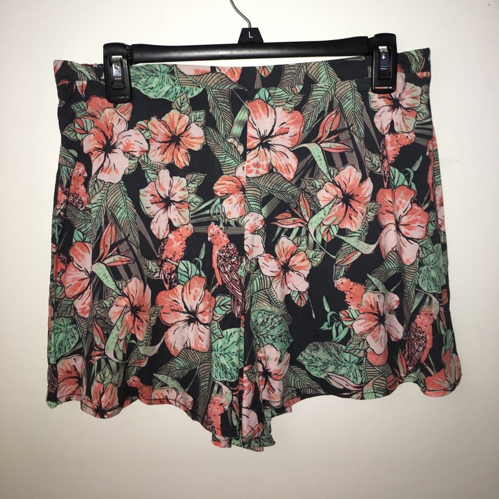 High wasted shorts