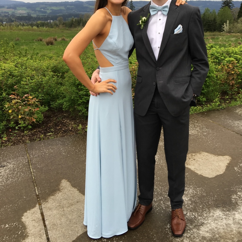 FAME AND PARTNERS PROM DRESS