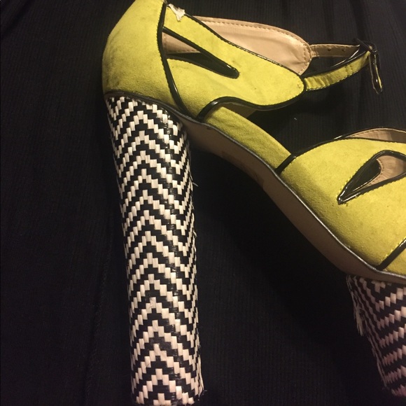 ASOS lime green platform heels - Picture 2 of 8