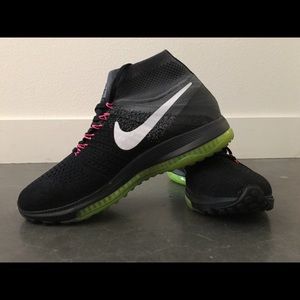 Nike Women's Flyknit Zoom All Out