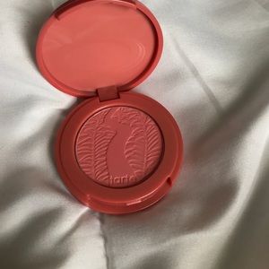 Tarte blush in Blissful
