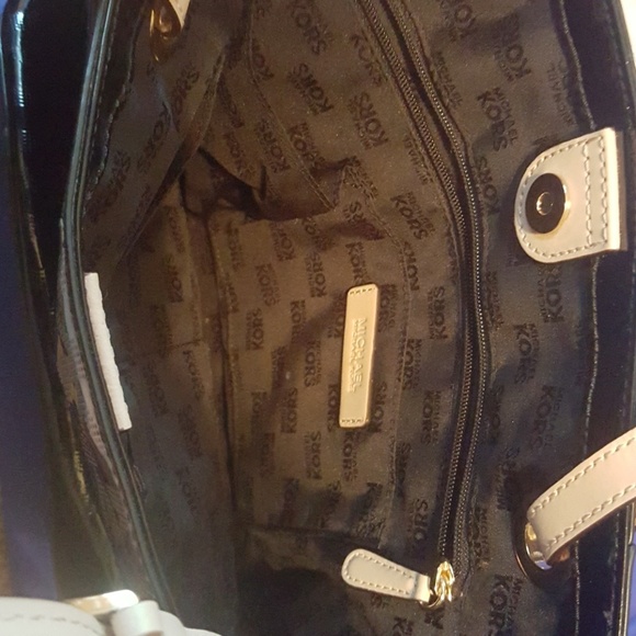 Purse and wallet - Picture 2 of 5