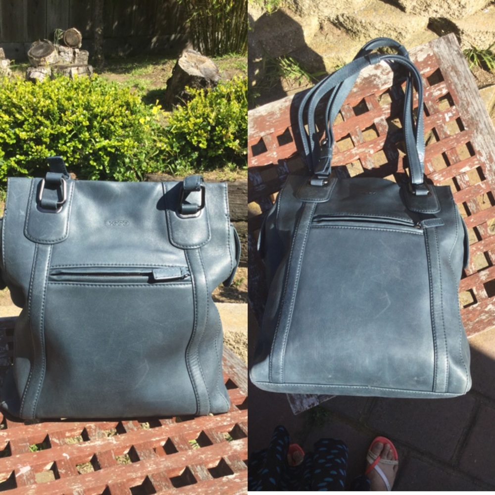 Ecco Leather Shoulder Bag