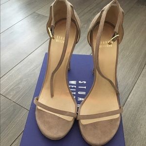 Stuart Weitzman Nudist