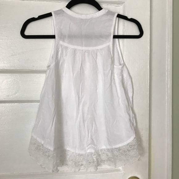 Top - Picture 2 of 2