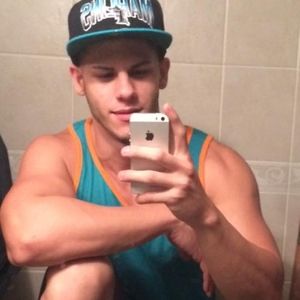 Meet your Posher, Omar