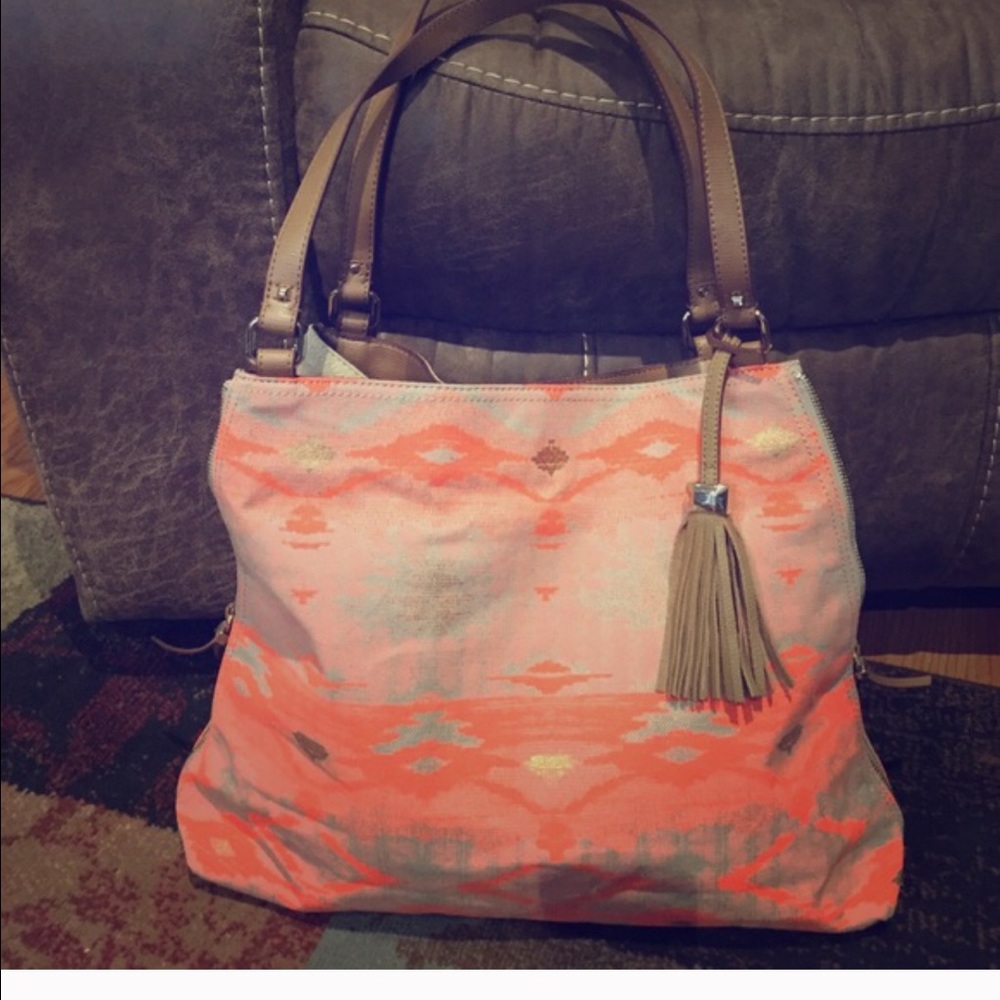 Stella and dot purse