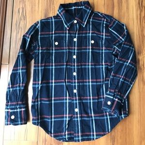 Gap boys navy plaid button down shirt Gap boys navy plaid button down shirt