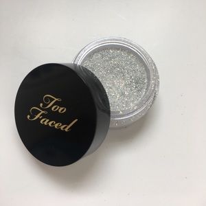Too Faced Glitter "Glitterally"