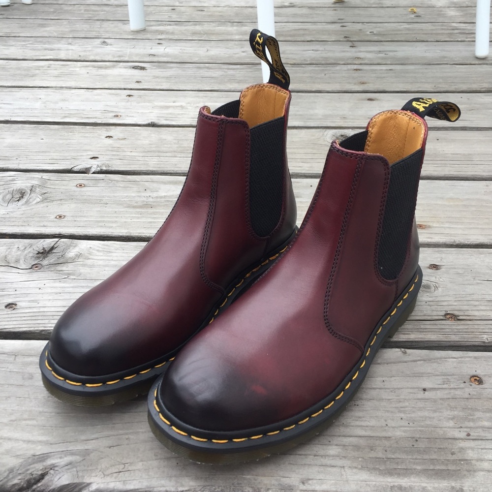 Dr. Martens Antique Temperley Chelsea Boot