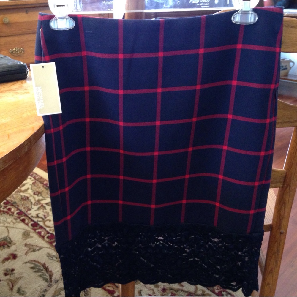 New Michael Kors Skirt.  Size 8