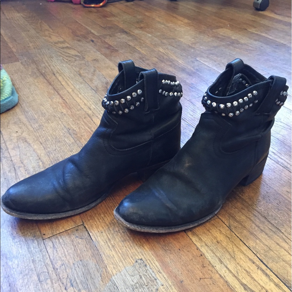 Frye Diana studded boots