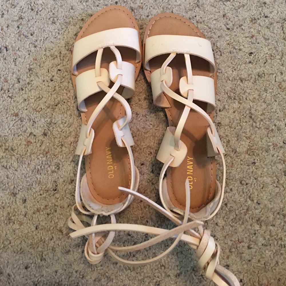 NEVER WORN