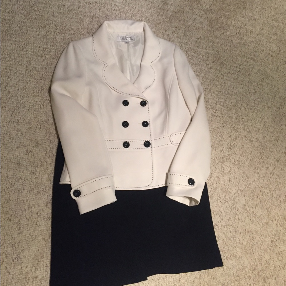 Tahari Professional Dress Suit