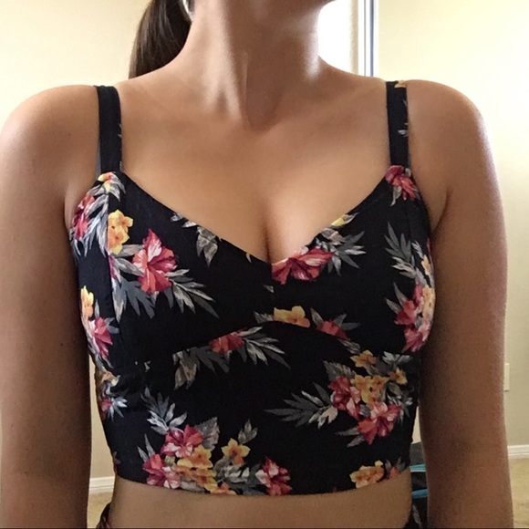 Hollister Tops - floral crop top and shorts set