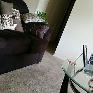 Meet your Posher, Sharon