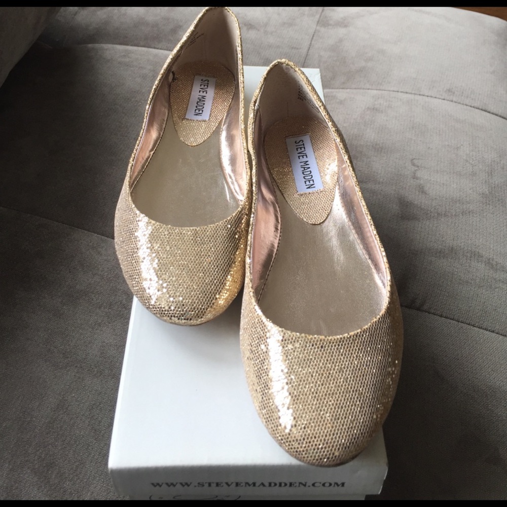 Steve Madden gold flats