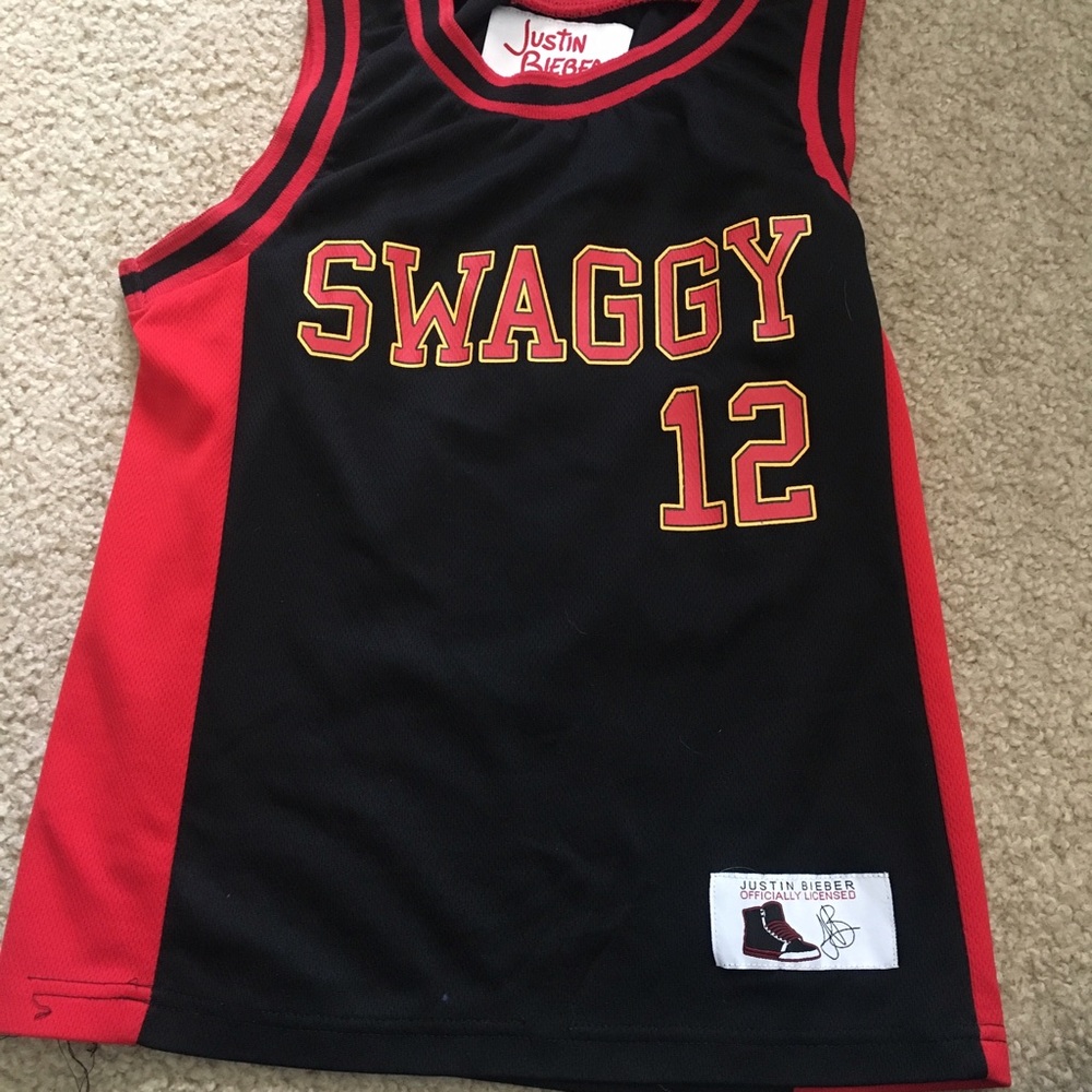 Justin Bieber "swaggy" jersey