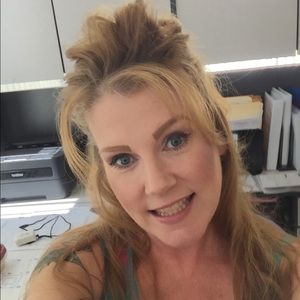 Meet your Posher, Nikki