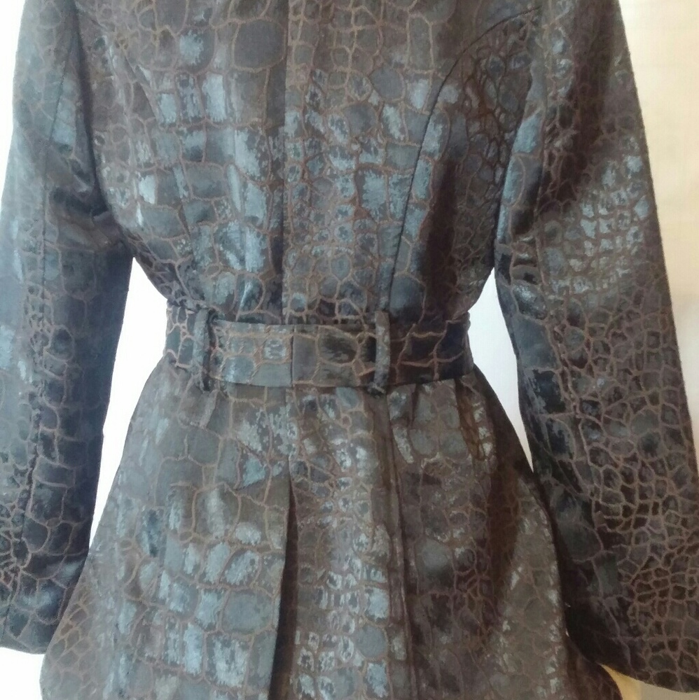 Jacket - Picture 3 of 4