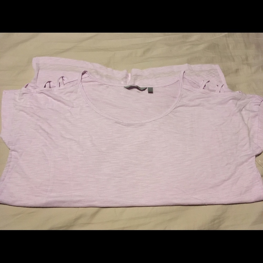 Athleta short sleeved tee with cutout shoulders